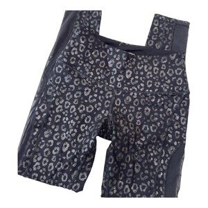 Victoria Sport Women SZ XS Black Leopard Print Leggings-Mesh Sides-Gym Yoga Comf